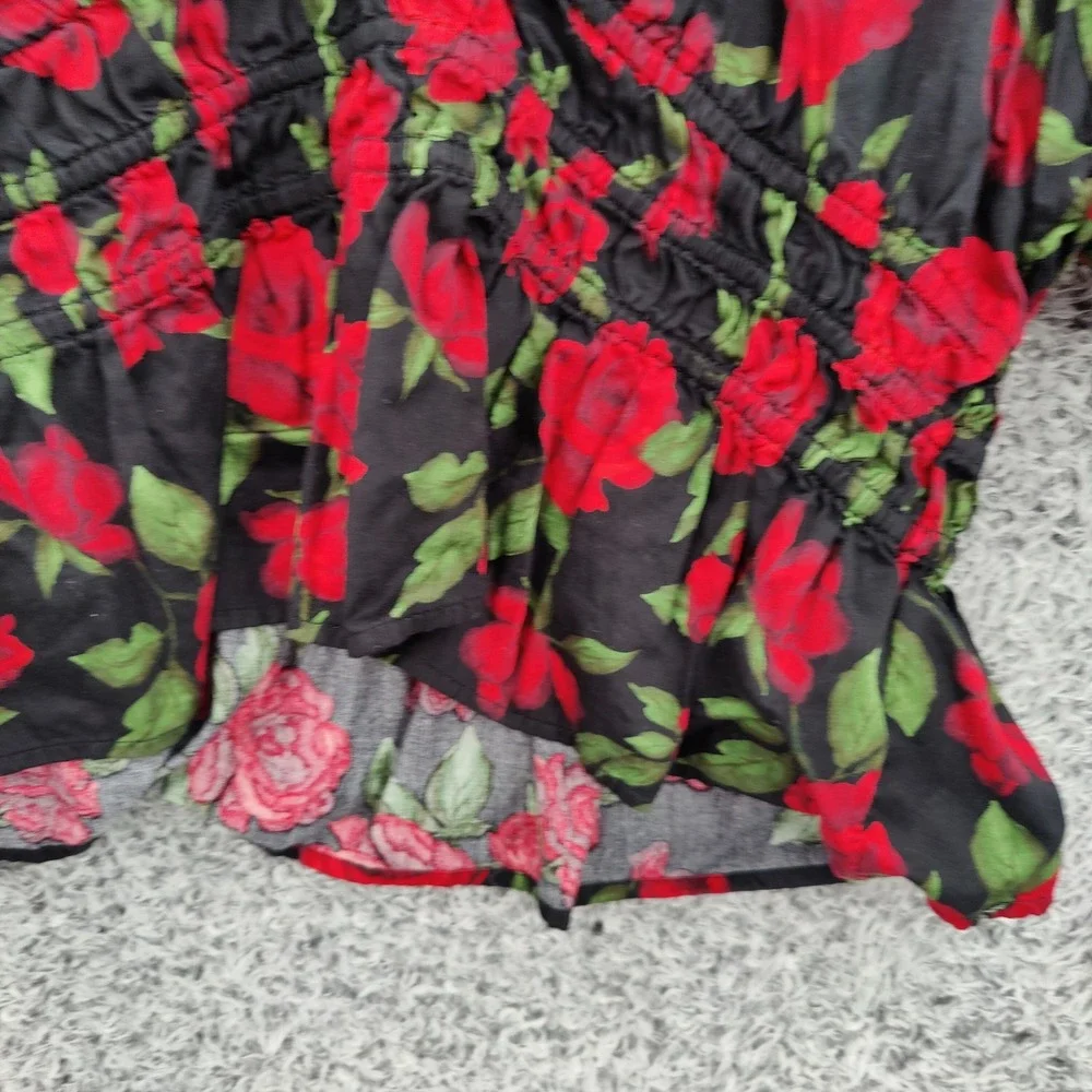 Old Navy Womens Cottage Romantic Rose Floral Peplum Top XL Black Red Puff Sleeve